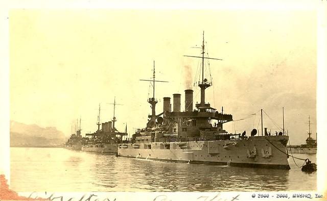 Gibraltar
Ships Pierside